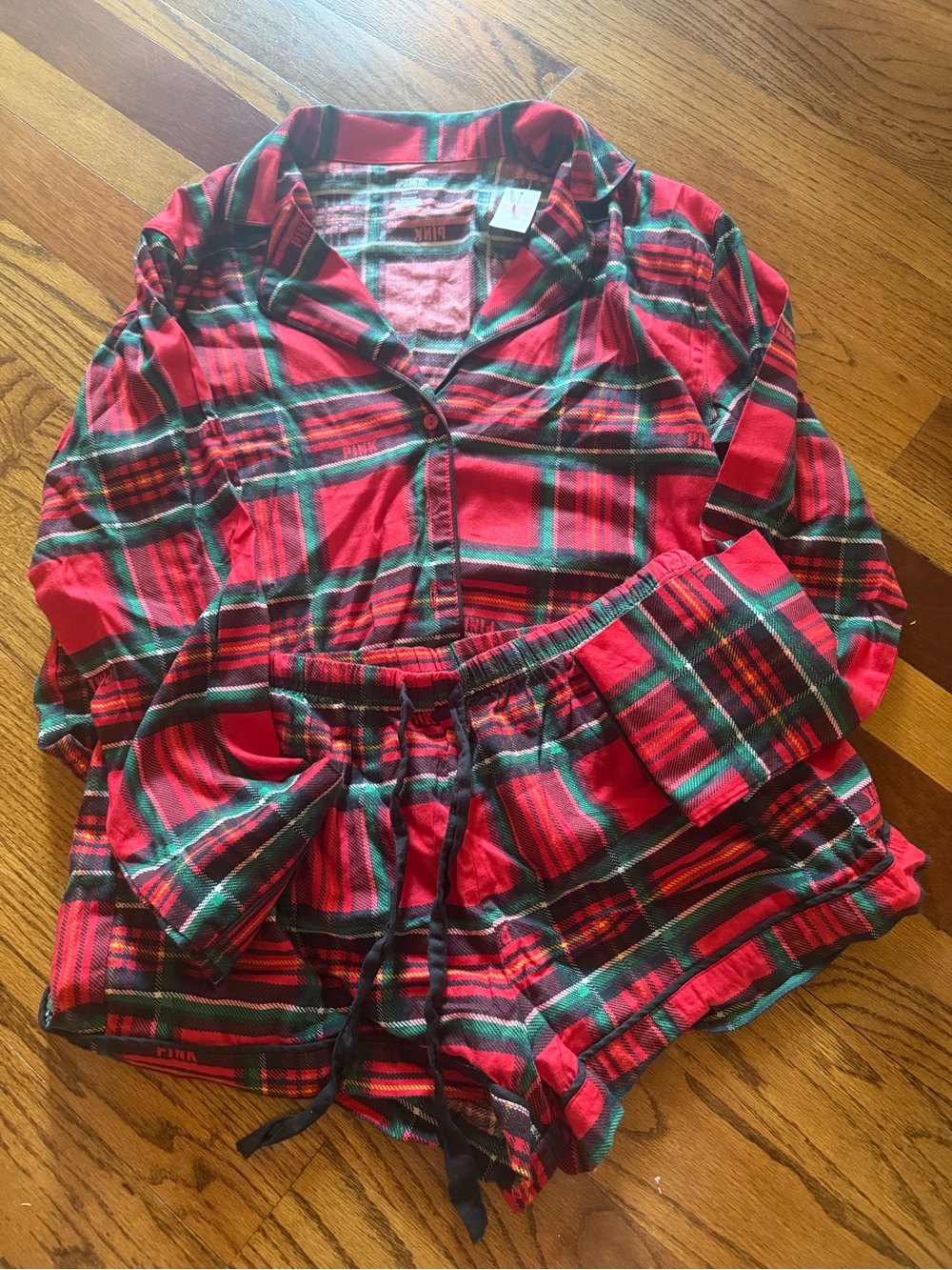 PINK Victoria's Secret Red & Green Plaid Short Pajama Set